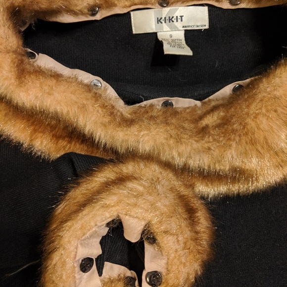 Sweater with Removable Mink (fake) Collar & Cuffs - Picture 3 of 3